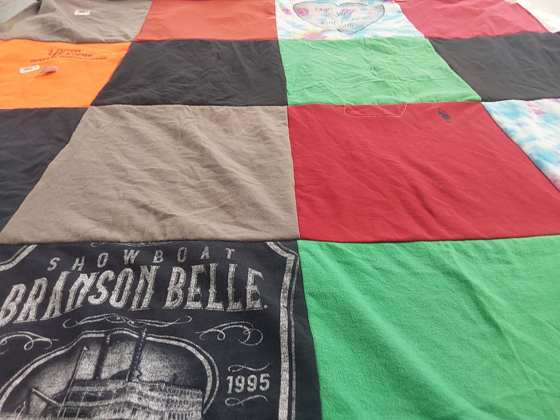 T-shirt quilt by Wendy from ID