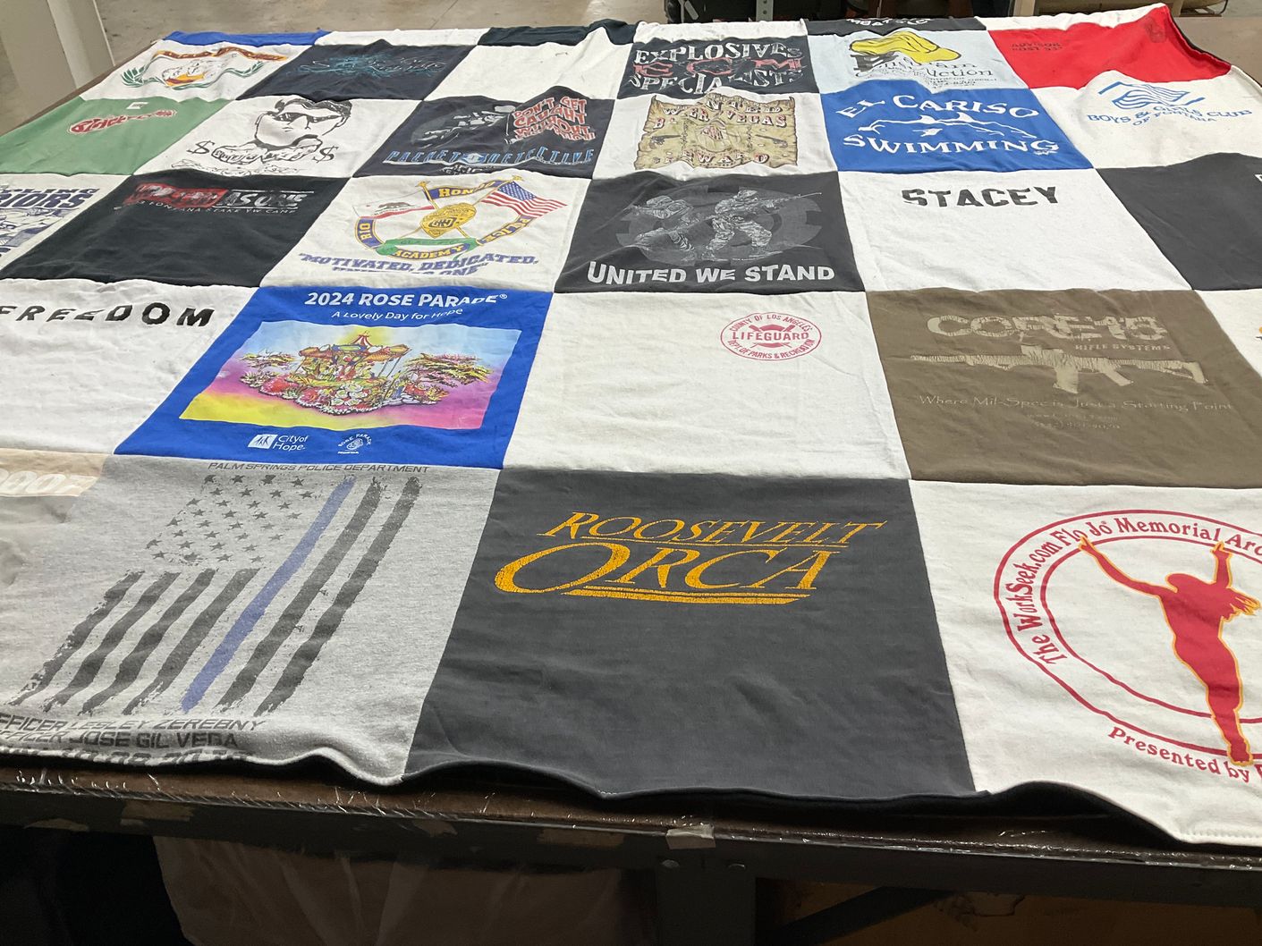 T-shirt quilt from roosevelt orca by Laurie from CA