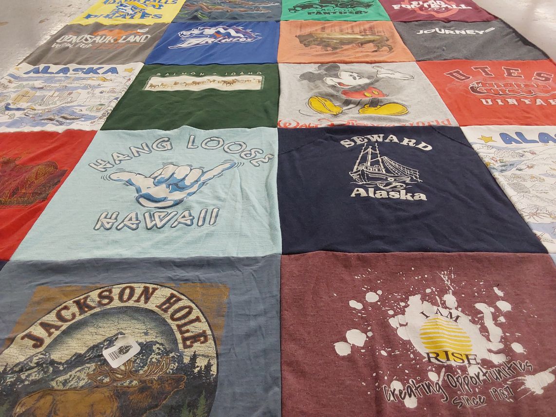 T-shirt quilt with travel, nature themes by Alexis from ID