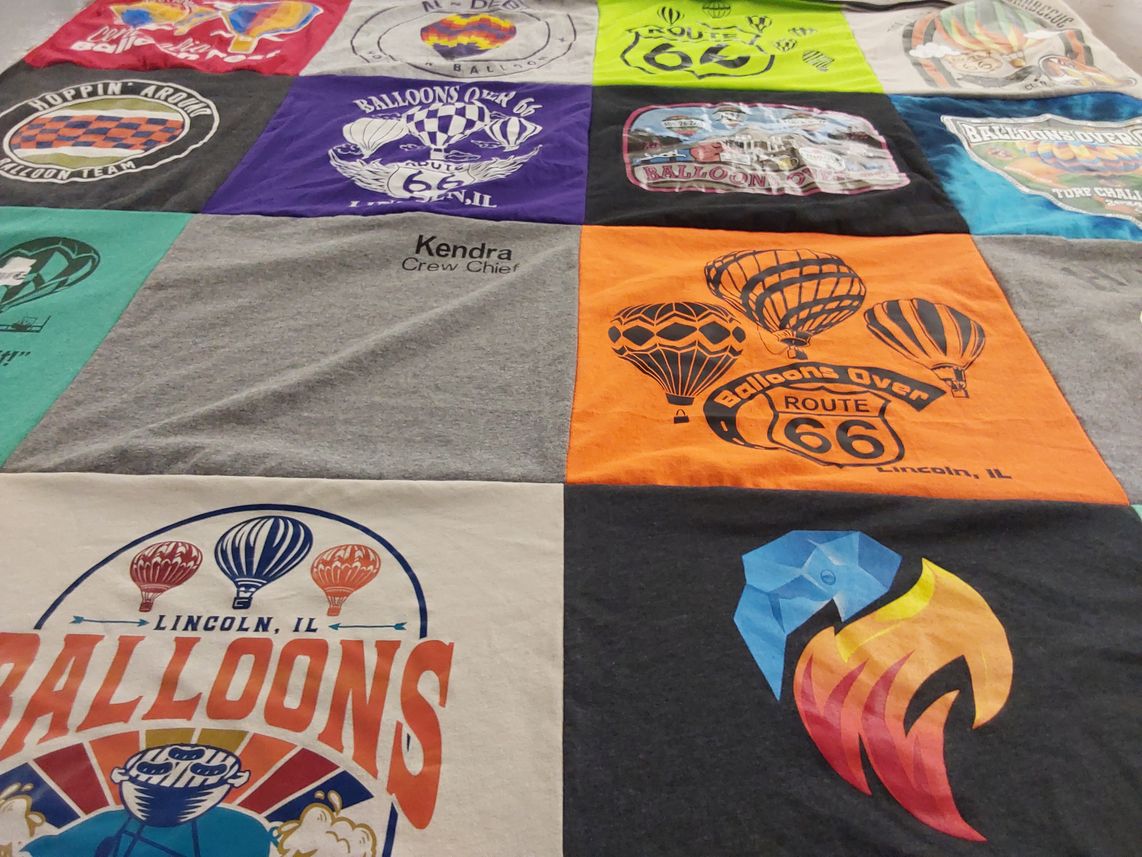 T-shirt quilt with hot air balloons, festivals themes by Kendra from IL