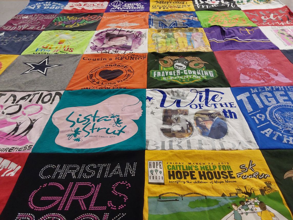 T-shirt quilt featuring memphis tigers by Carol from TN