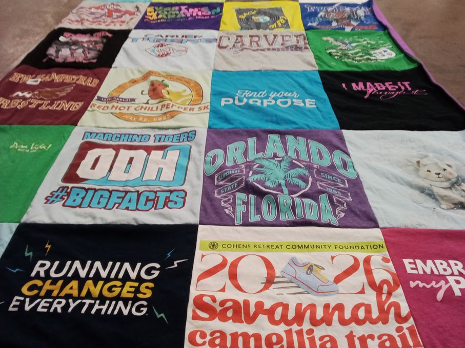 T-shirt quilt featuring marching tigers by Alicia from GA
