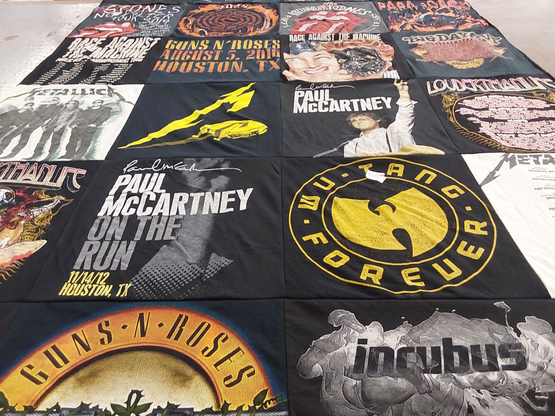 T-shirt quilt with music, concerts themes by Sonia from UT