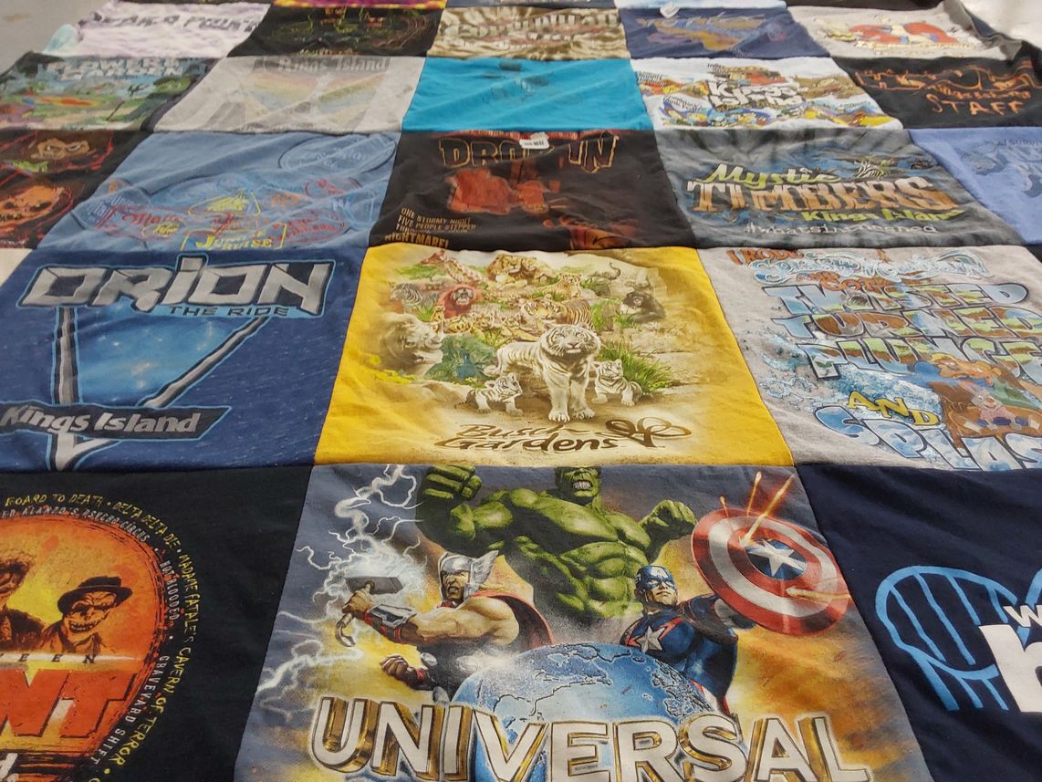 T-shirt quilt with amusement parks, roller coasters themes by Logan from OH
