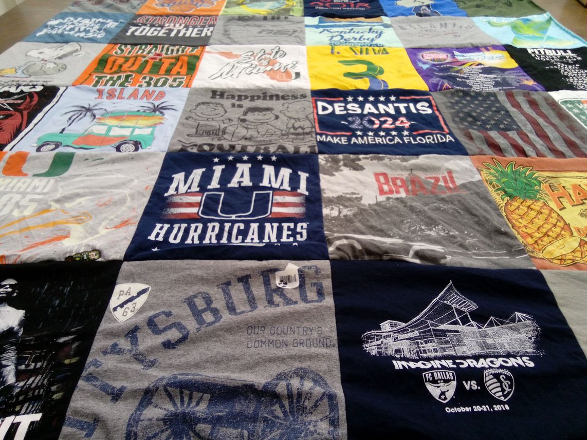 T-shirt quilt from university of miami by Luci from TX