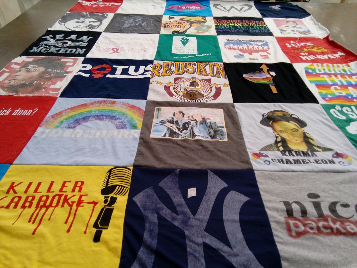 T-shirt quilt featuring washington redskins by Rebecca from WA
