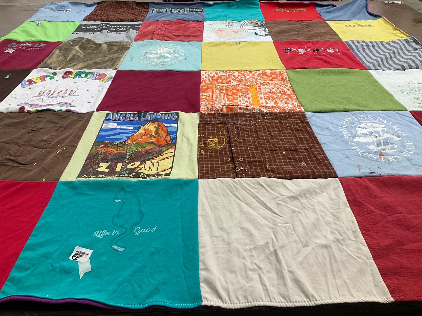 T-shirt quilt with national parks, outdoor activities themes by Jordan from CA