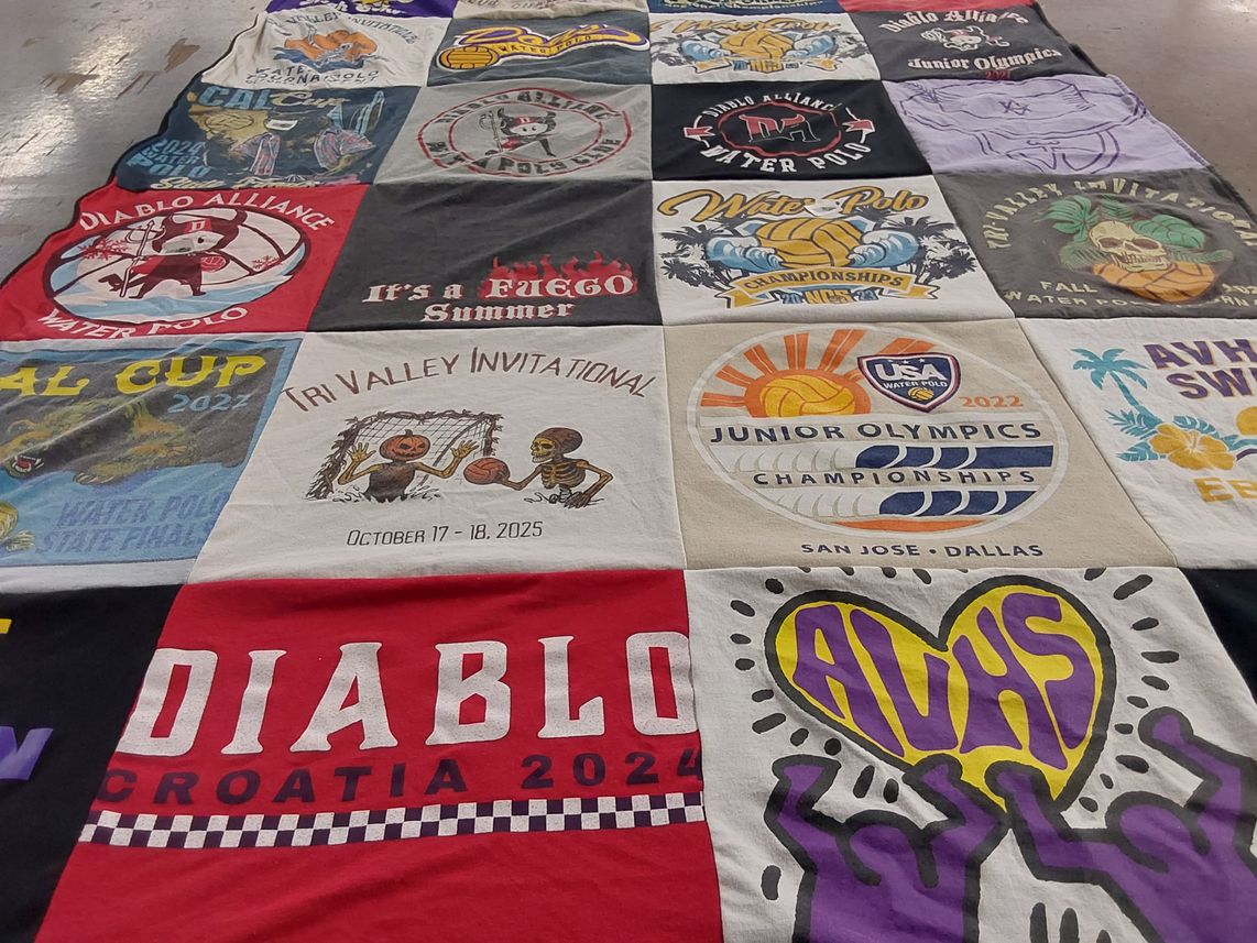 T-shirt quilt from avhs by Esther from CA