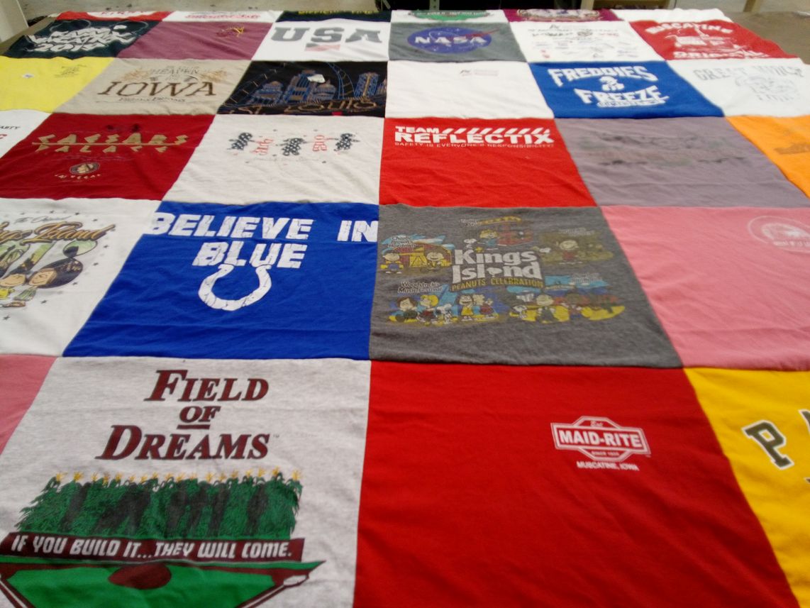 T-shirt quilt with usa, nasa themes by Beth from IN