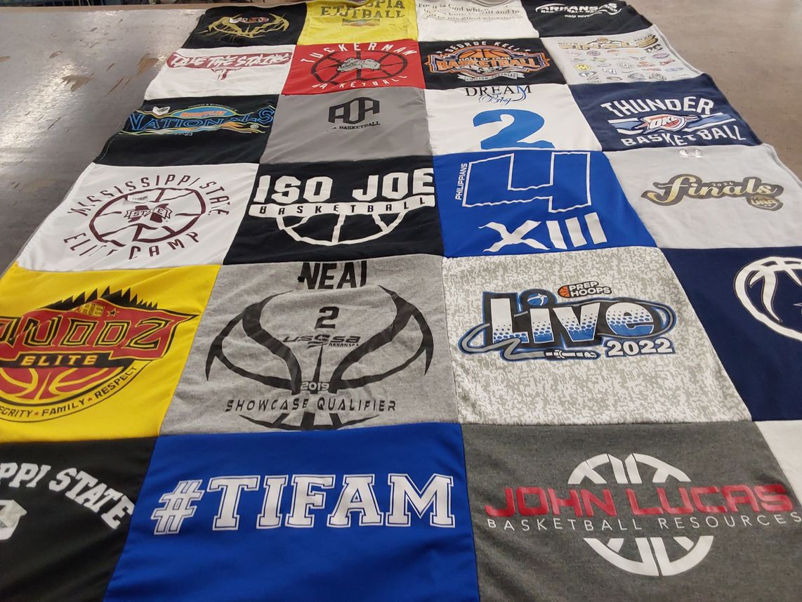 T-shirt quilt from mississippi state university by Amare from AR