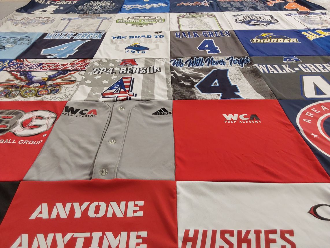 T-shirt quilt featuring huskies by Dorshay from CA