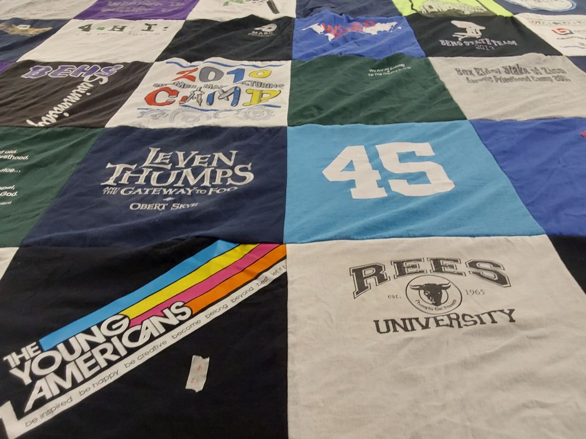 T-shirt quilt from rees university by Sherilyn from UT