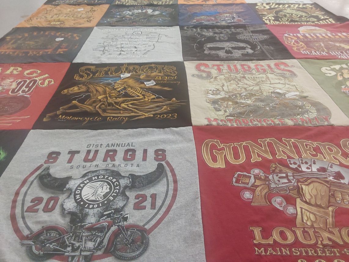 T-shirt quilt with motorcycles, rally events themes by Randall from UT