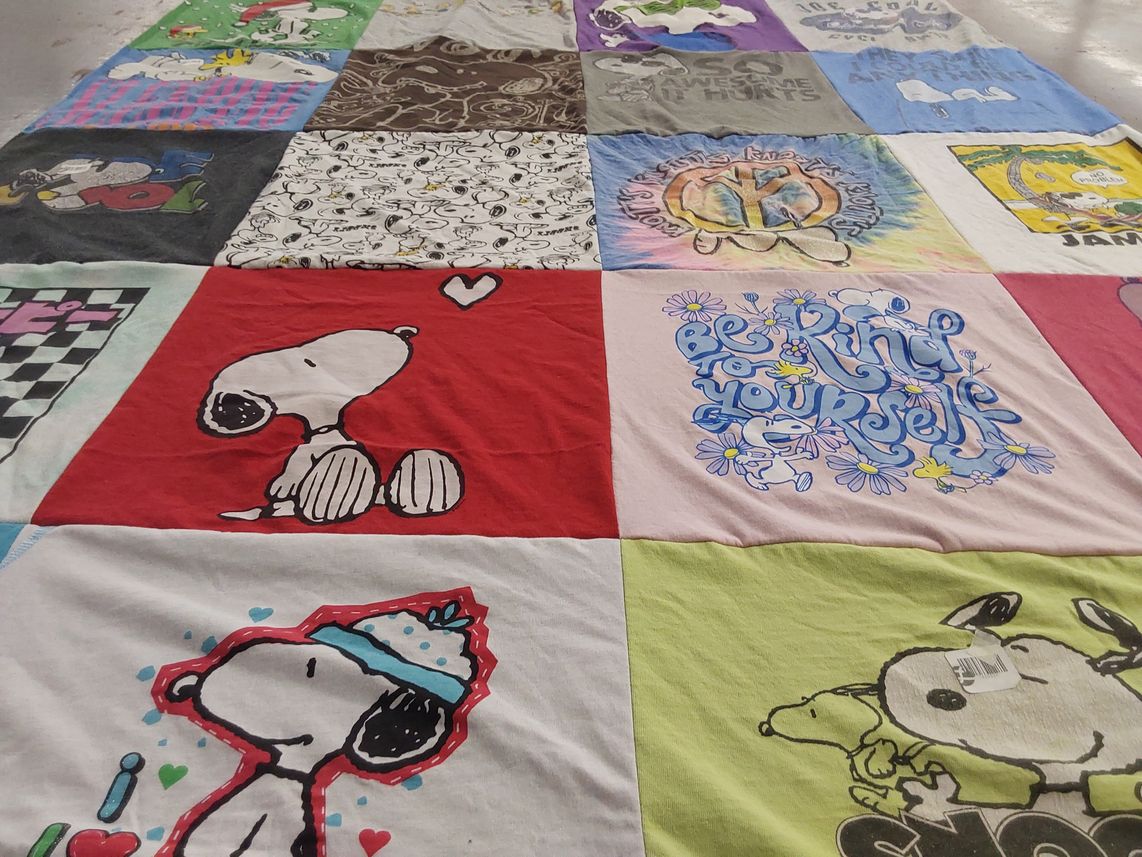 T-shirt quilt with peanuts, cartoons themes by Renee from AZ