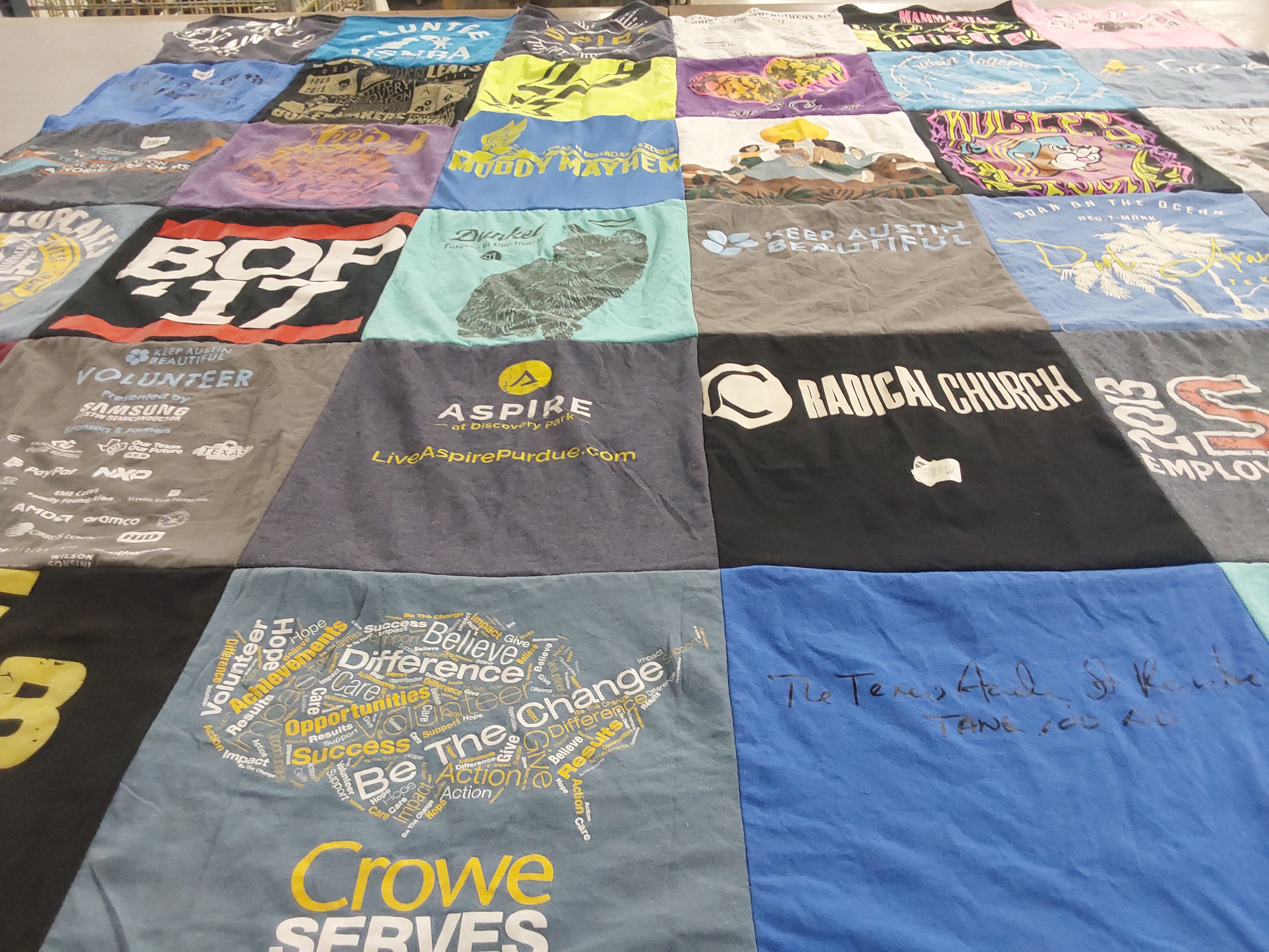 T-shirt quilt from purdue university by Lumari from TX