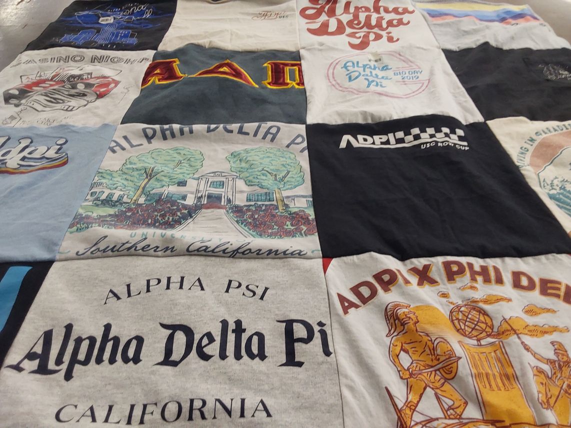 T-shirt quilt from university of southern california by Sydney from CA