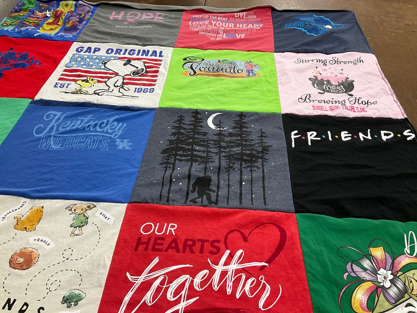 T-shirt quilt featuring kentucky wildcats by Evie from KY