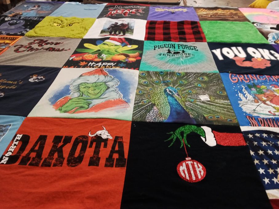 T-shirt quilt with holiday, art themes by Savanna from AL