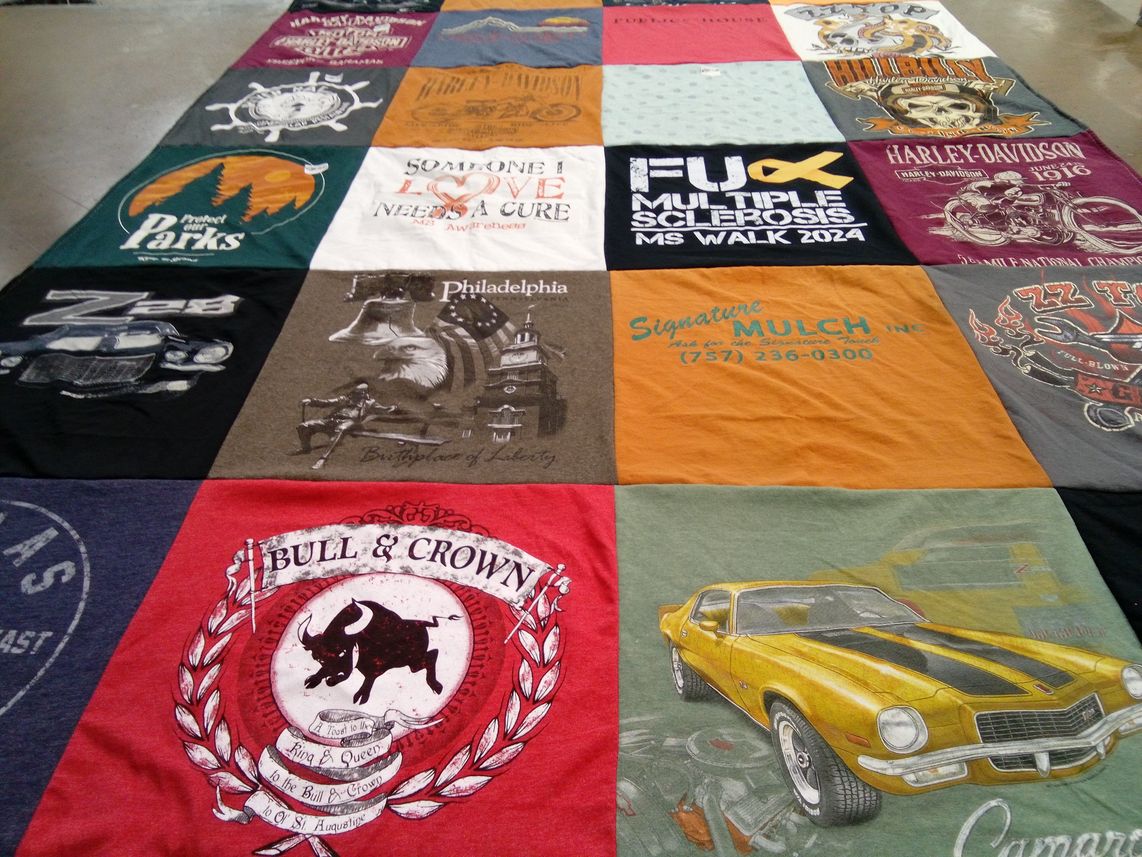 T-shirt quilt with motorcycles, car enthusiasts themes by Zonia from VA