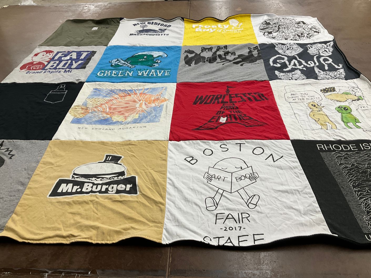 T-shirt quilt with aquarium, food themes by Lauren from MA