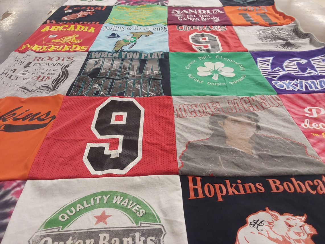 T-shirt quilt featuring bobcats by Tiffany from CA