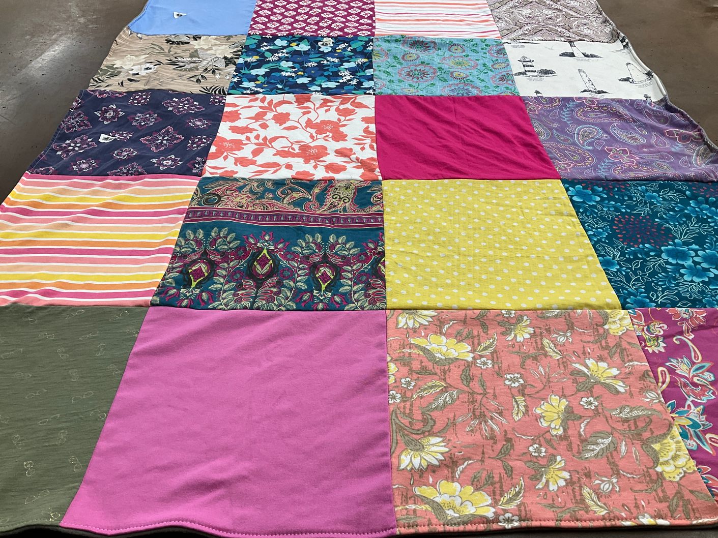 T-shirt quilt by Robin from WI