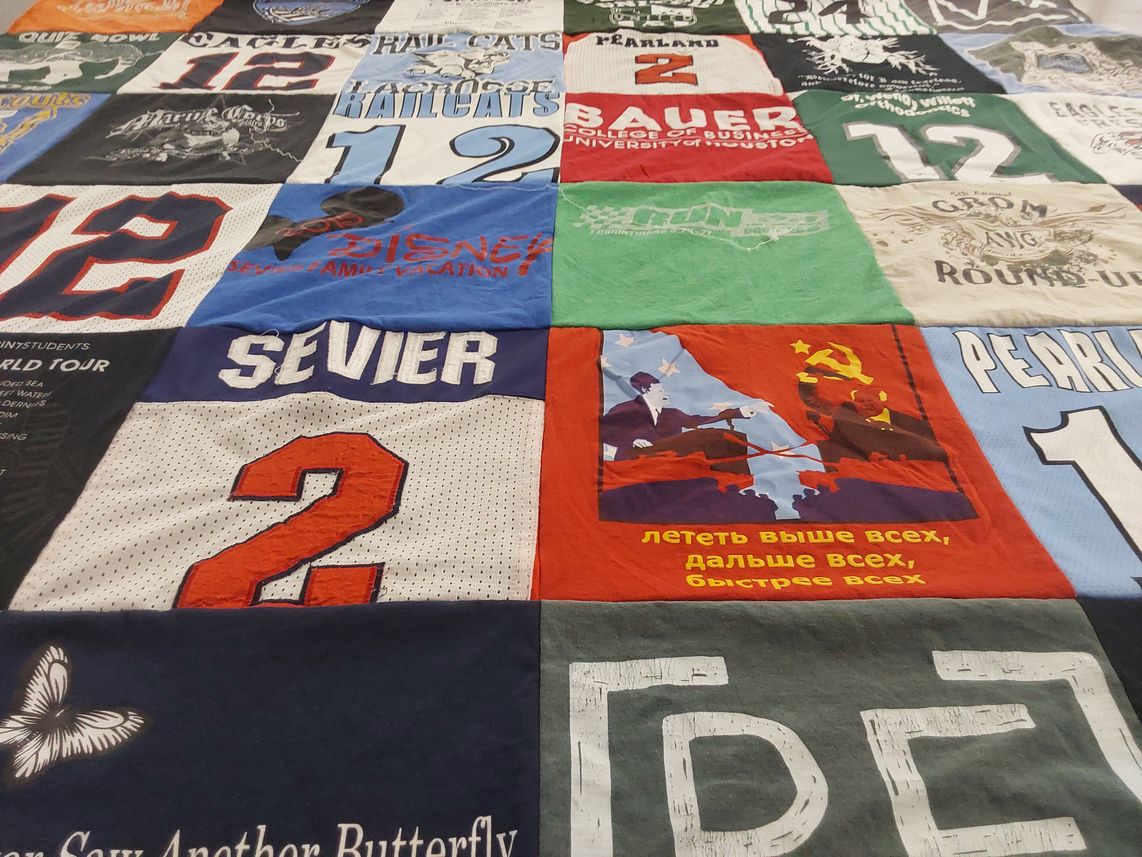 T-shirt quilt featuring railcats by Chisty from TX