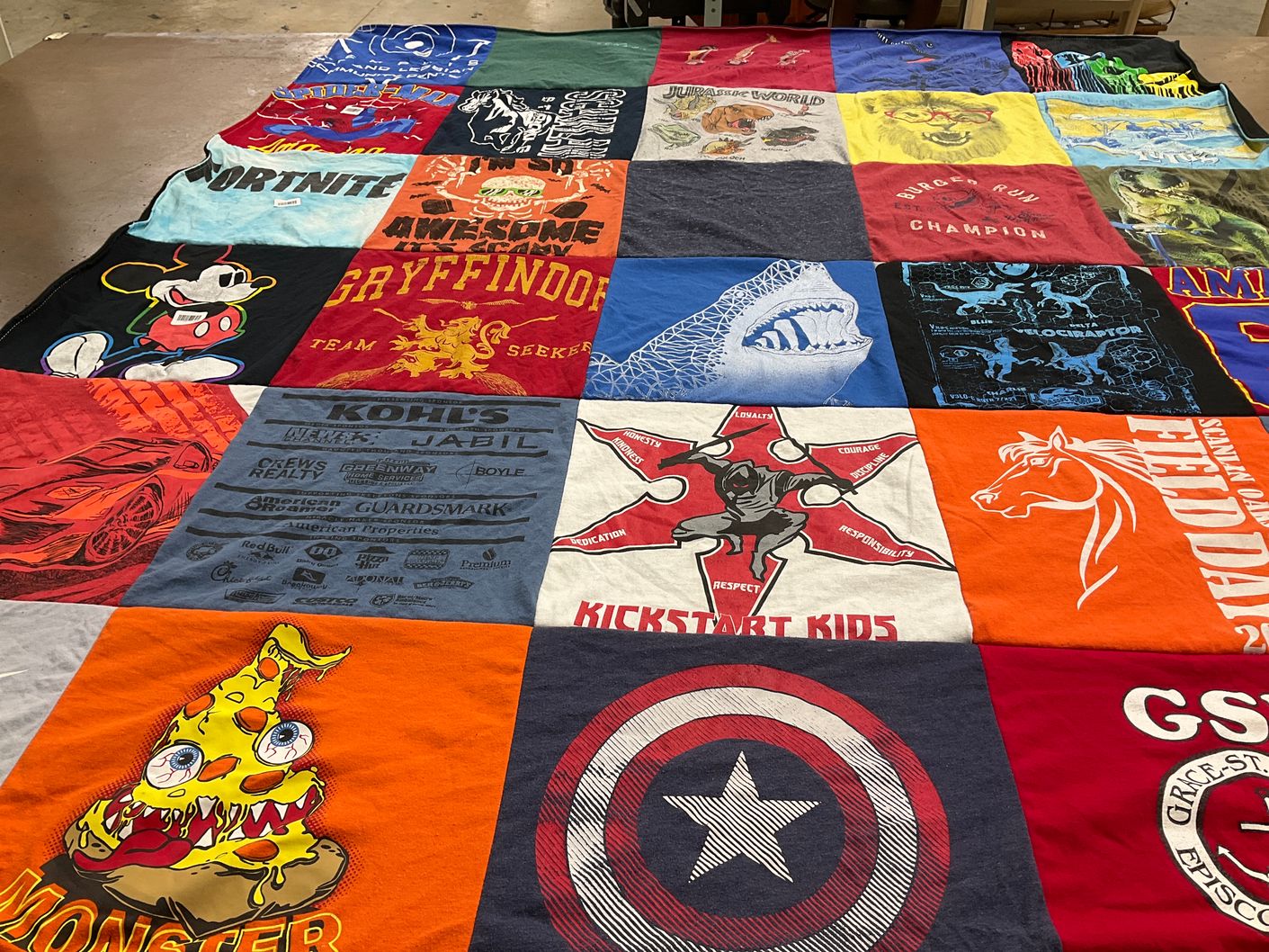 T-shirt quilt from georgia state university by Curtis from CO
