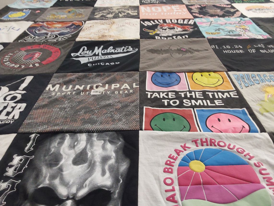 T-shirt quilt with cooking, art themes by Robin from IL