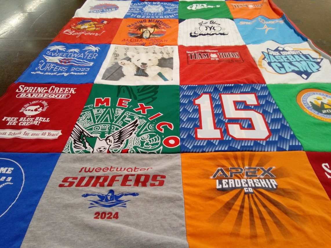 T-shirt quilt featuring colony tigers by Sophie from TX