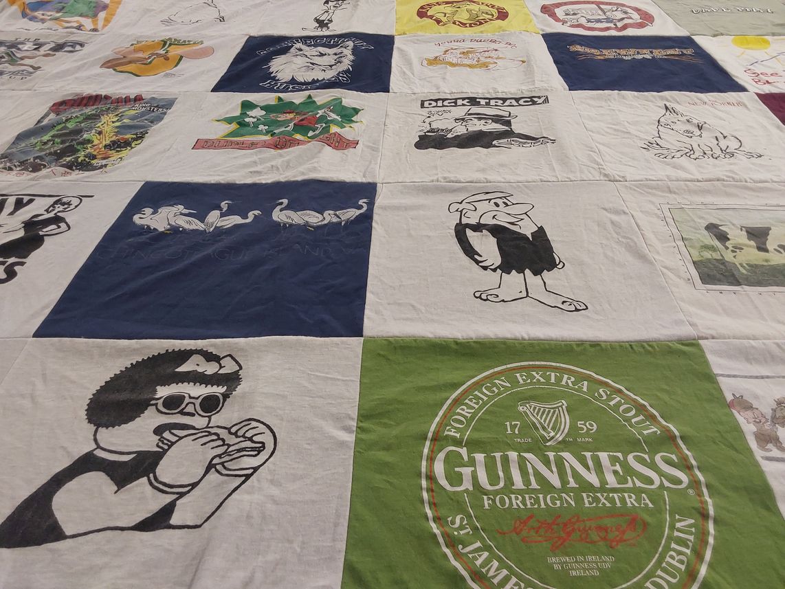 T-shirt quilt with drinks, comics themes by Stacy from OH