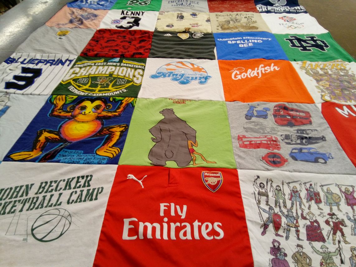 T-shirt quilt featuring arsenal football club by Kate from NC