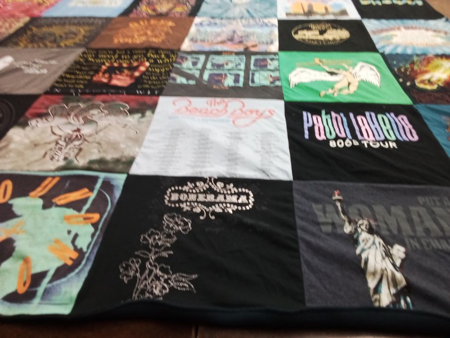 T-shirt quilt with music, concerts themes by DIANNE from DE