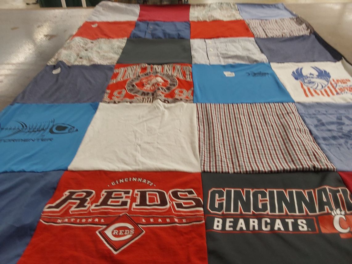 T-shirt quilt featuring cincinnati reds, cincinnati bearcats by Kim from OH