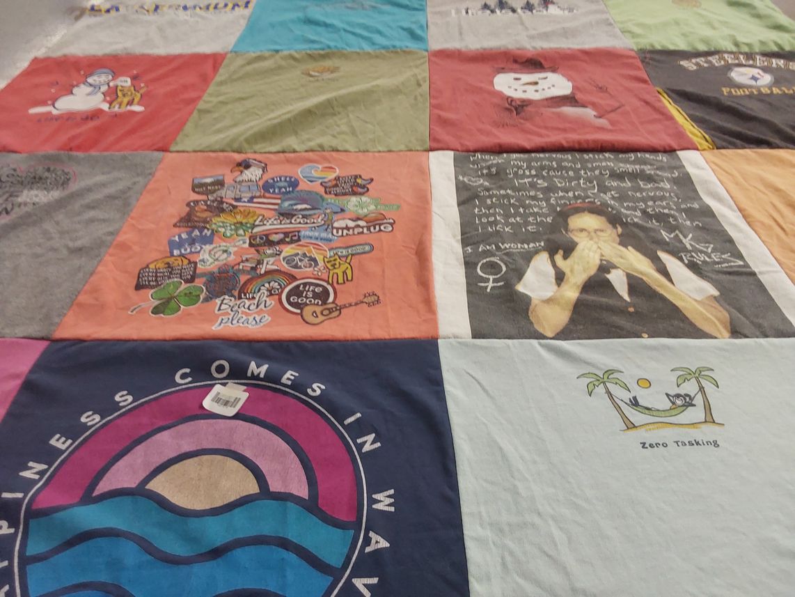 T-shirt quilt with beach, relaxation themes by Melissa from PA