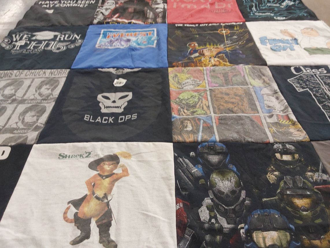 T-shirt quilt with video games, cartoons themes by Sharlet from ME