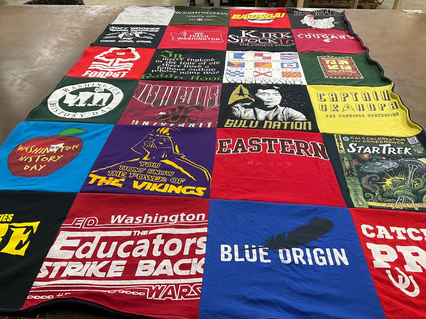T-shirt quilt featuring washington cougars by Dean from WA