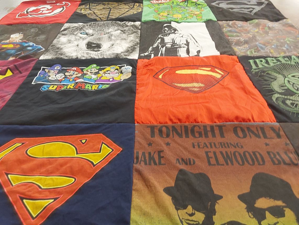 T-shirt quilt with comics, movies themes by Lorelei from FL